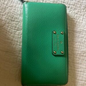 Kate Spade Vibrant Green Zip Wallet